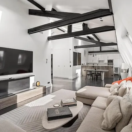 Appartamento Luxury Golden Triangle Ac *