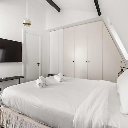 Appartamento Luxury Golden Triangle Ac