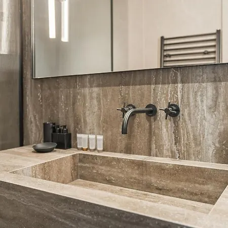 Luxury Golden Triangle Ac Appartamento